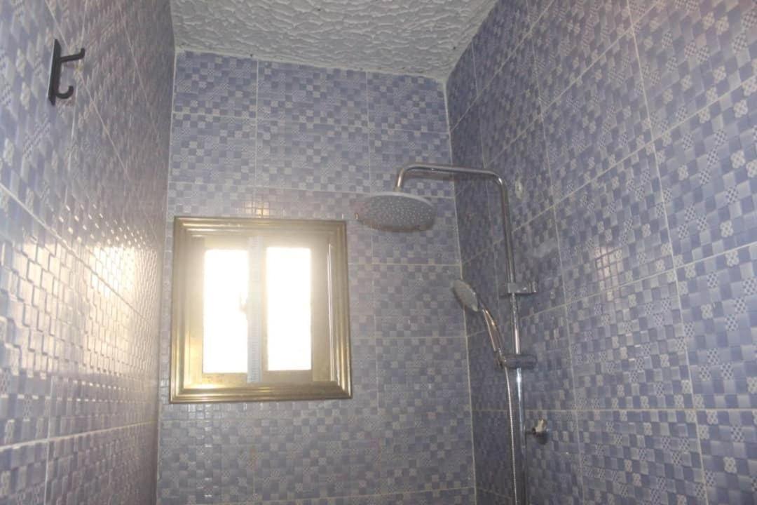 Debora Guest House Freetown Extérieur photo