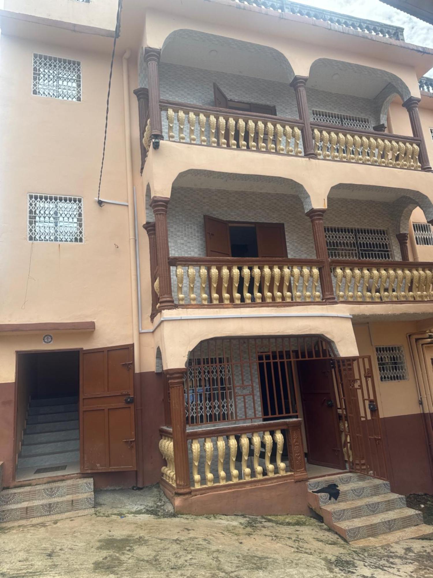 Debora Guest House Freetown Extérieur photo